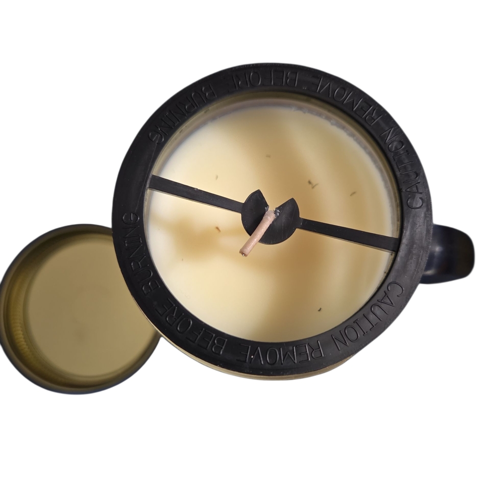 Banana Split Scented Candle 13 OZ - Picture 3 of 3
